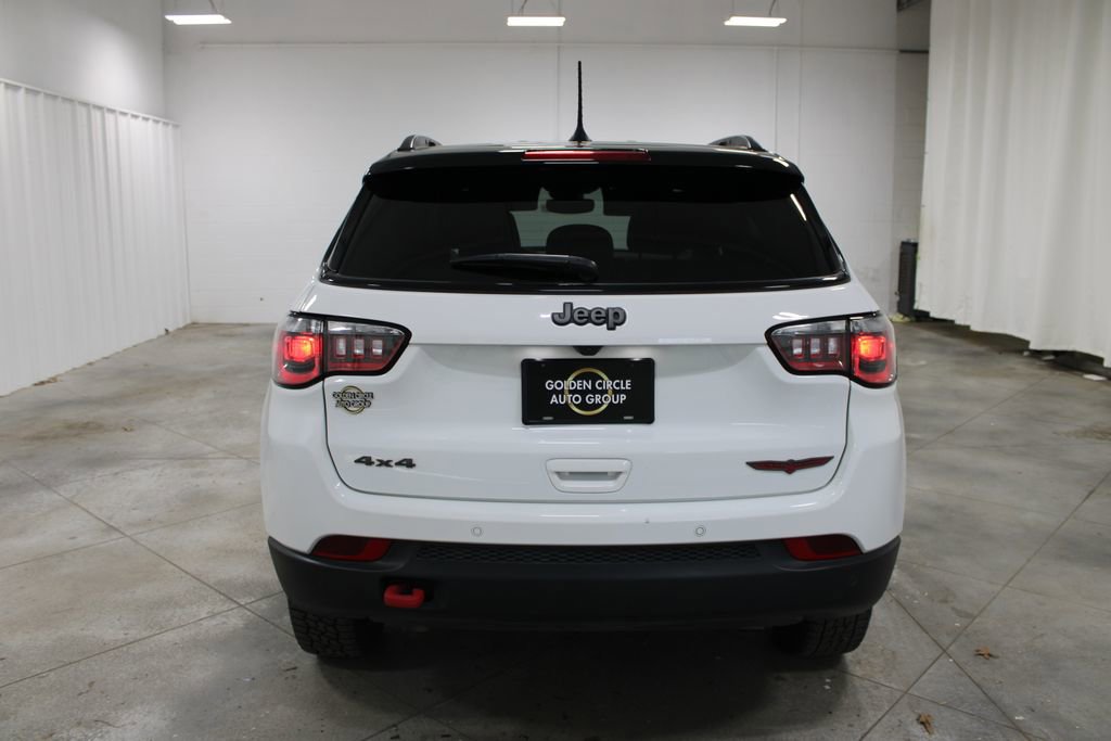 Used 2025 Jeep Compass Trailhawk image 8