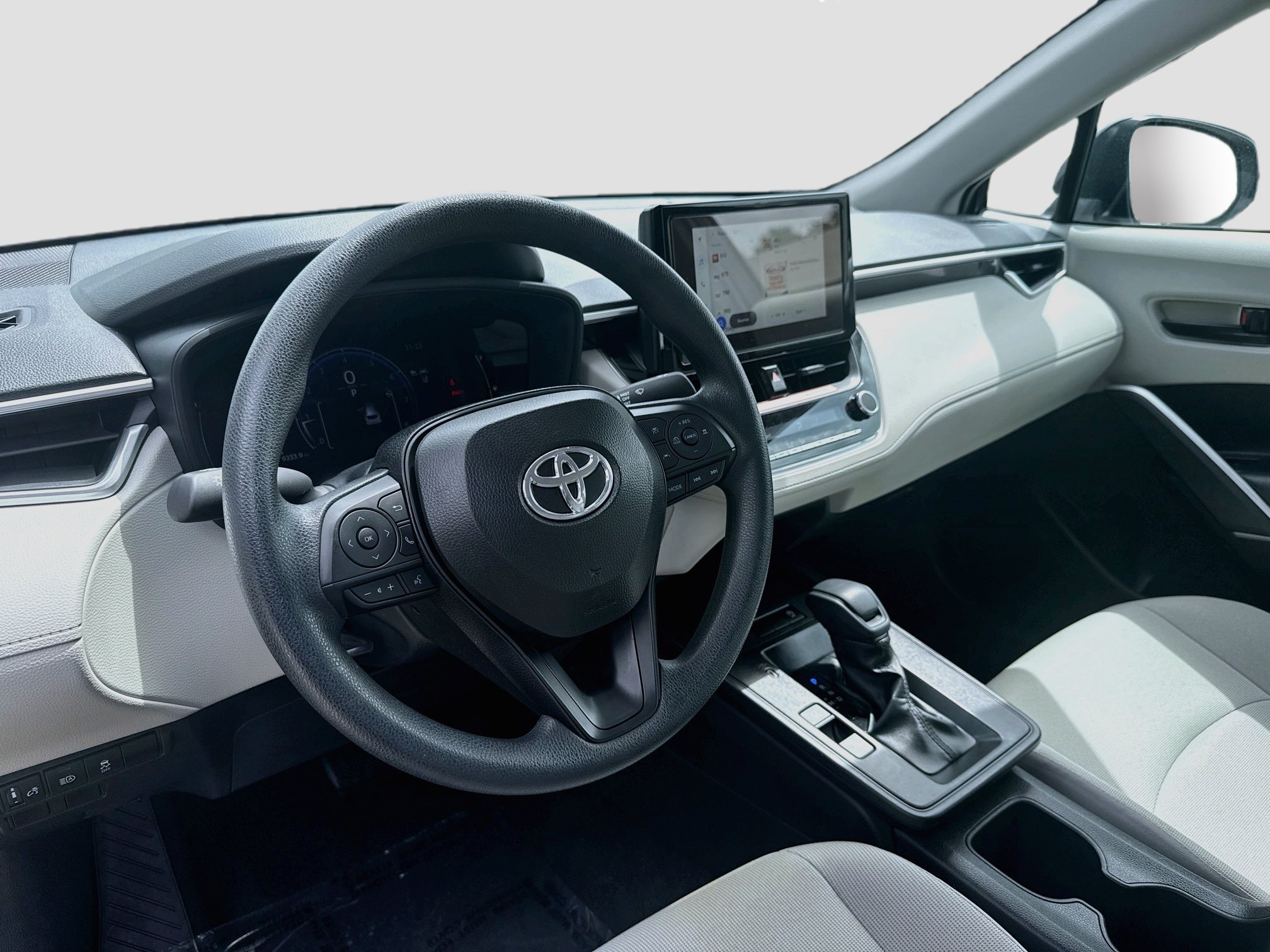 Used 2026 Toyota Corolla Cross L FWD image 7