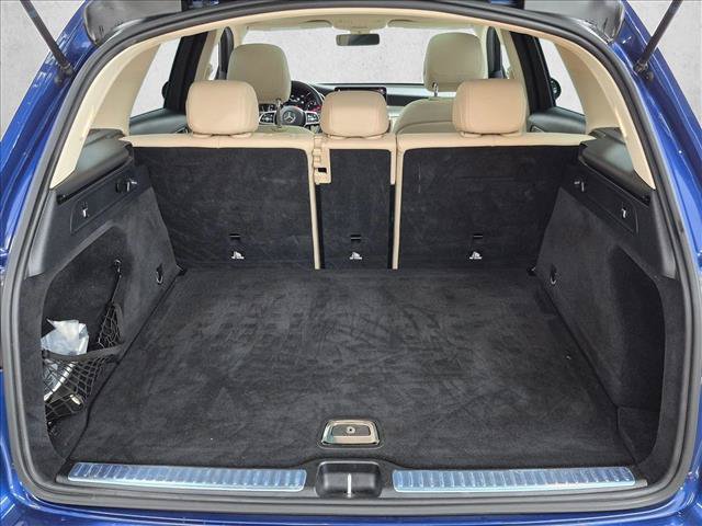 Used 2020 Mercedes-Benz GLC 300 image 6