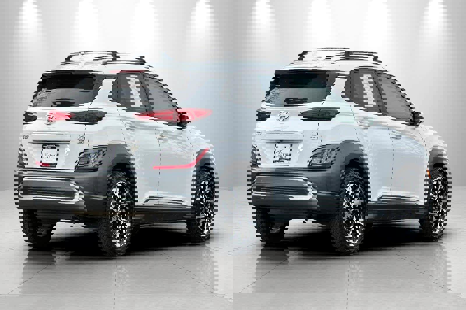 Used 2023 Hyundai Kona Limited image 2