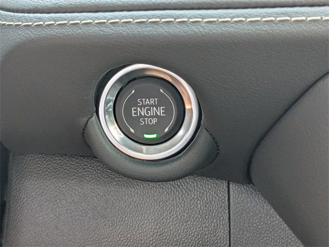 New 2025 Chevrolet Suburban Premier image 35