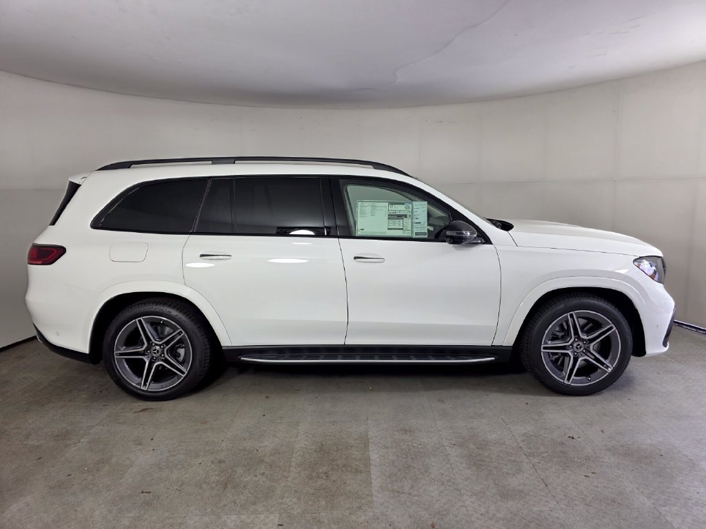 New 2027 Mercedes-Benz GLS 450 4MATIC image 3