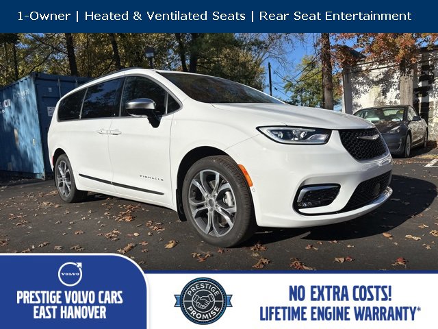 Used 2025 Chrysler Pacifica Pinnacle
