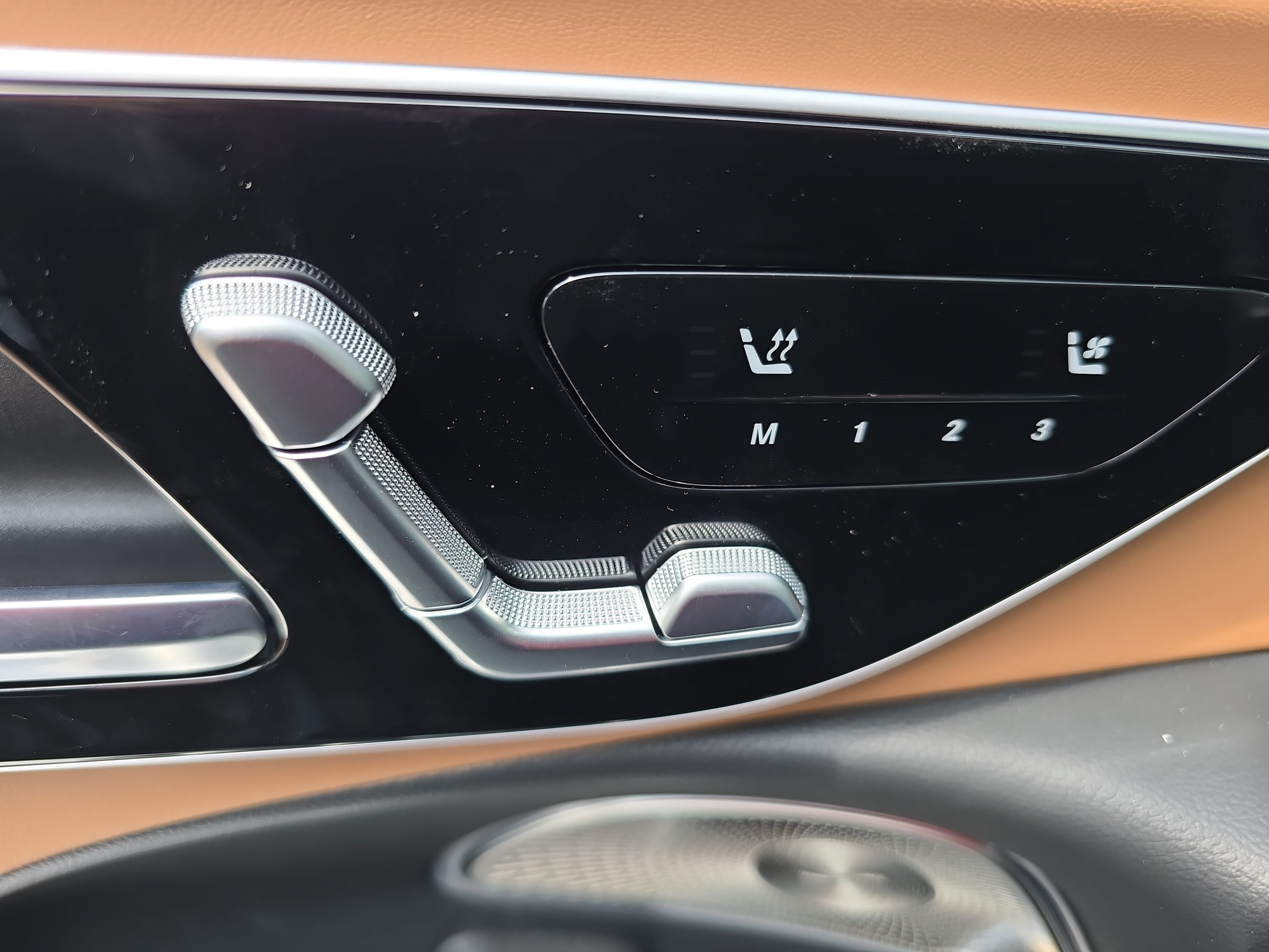 New 2026 Mercedes-Benz E 53 AMG e 4MATIC Sedan image 29