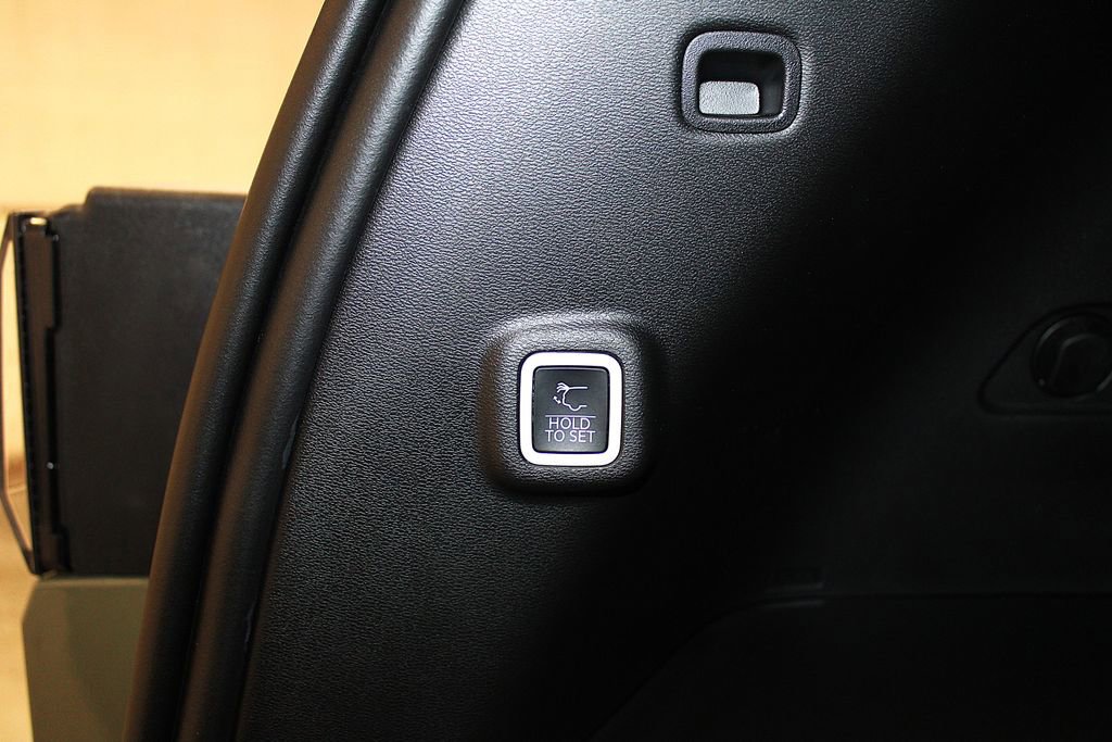 New 2026 Jeep Cherokee Overland w/ Advanced Pro Tech Group image 43