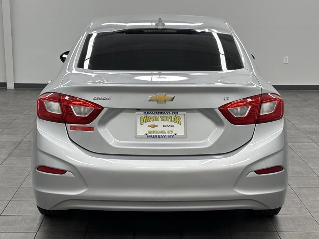Used 2016 Chevrolet Cruze LT w/ Convenience Package image 3