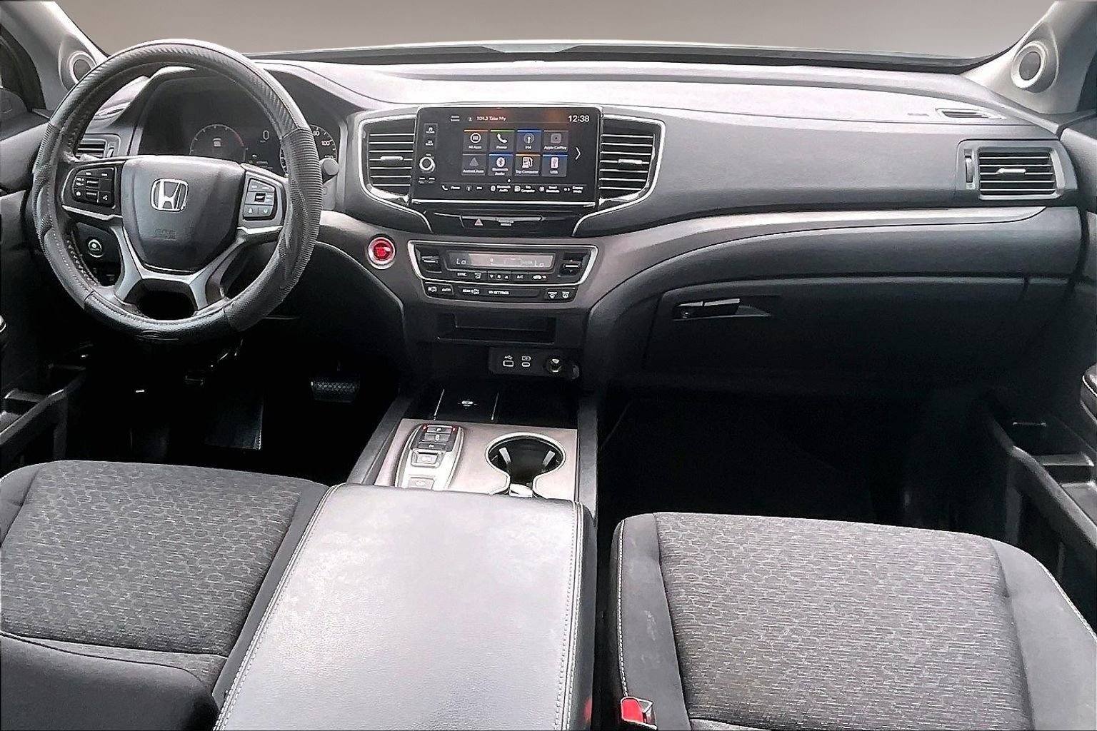 Used 2025 Honda Ridgeline Sport image 8