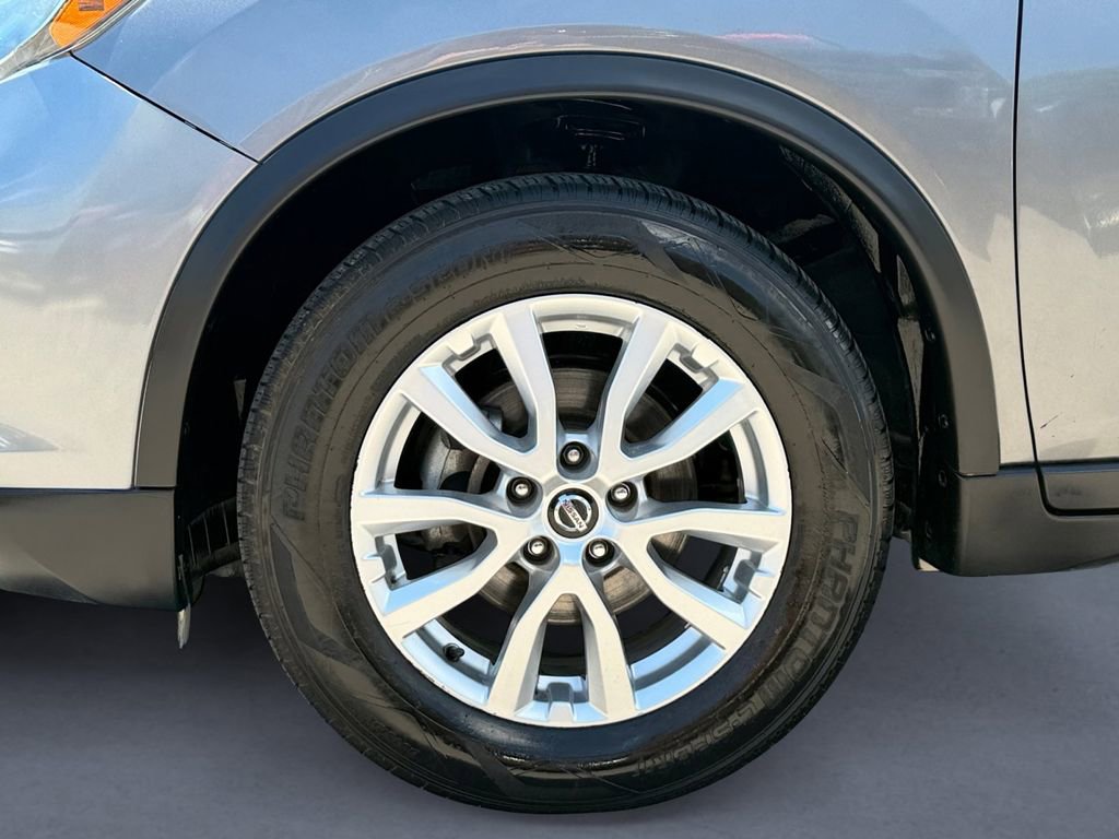 Used 2019 Nissan Rogue SV FWD image 9