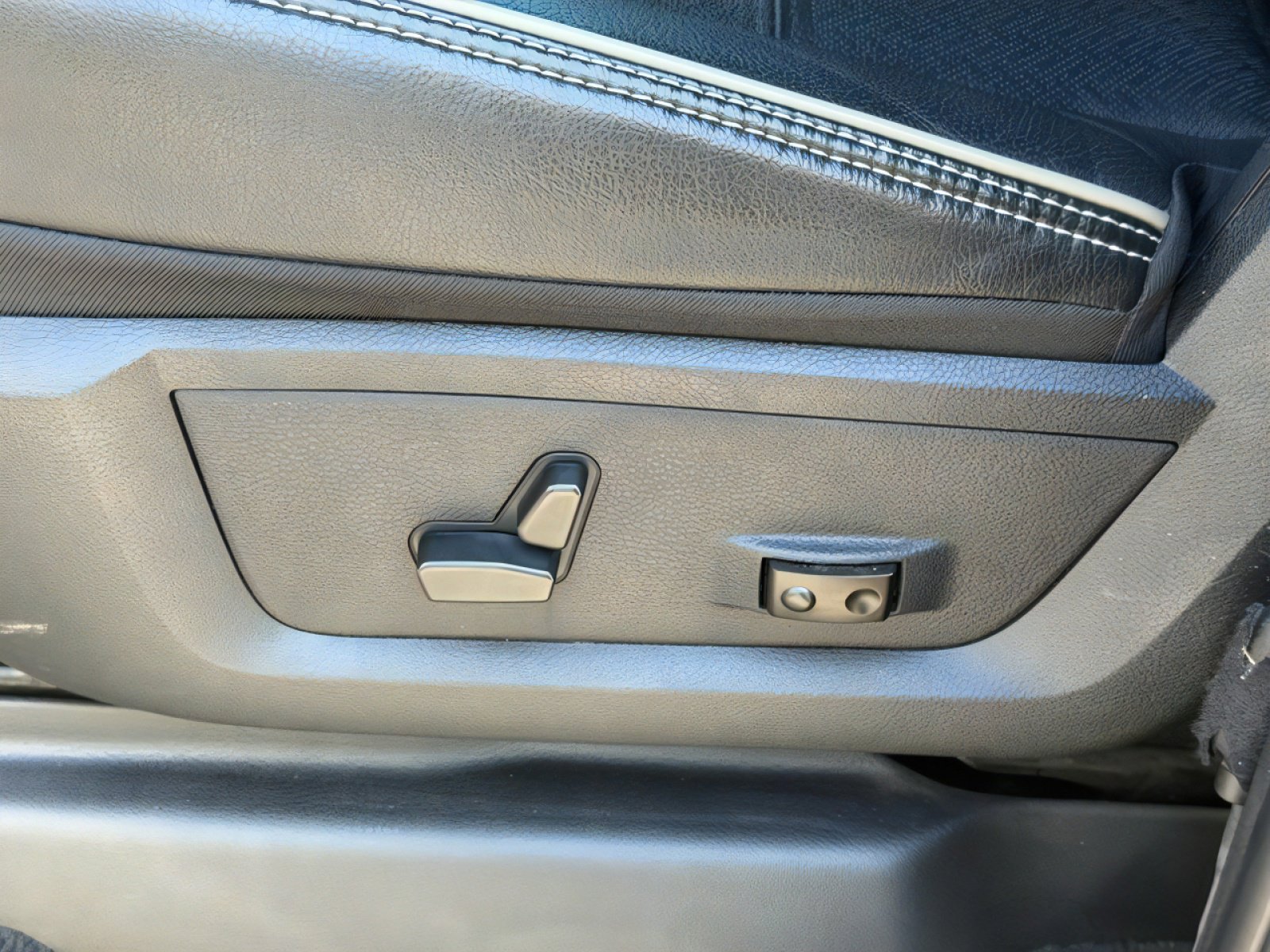 Used 2023 RAM 2500 Laramie image 16