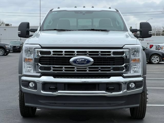 New 2025 Ford F450 XL w/ XL Chrome Package RWD image 28