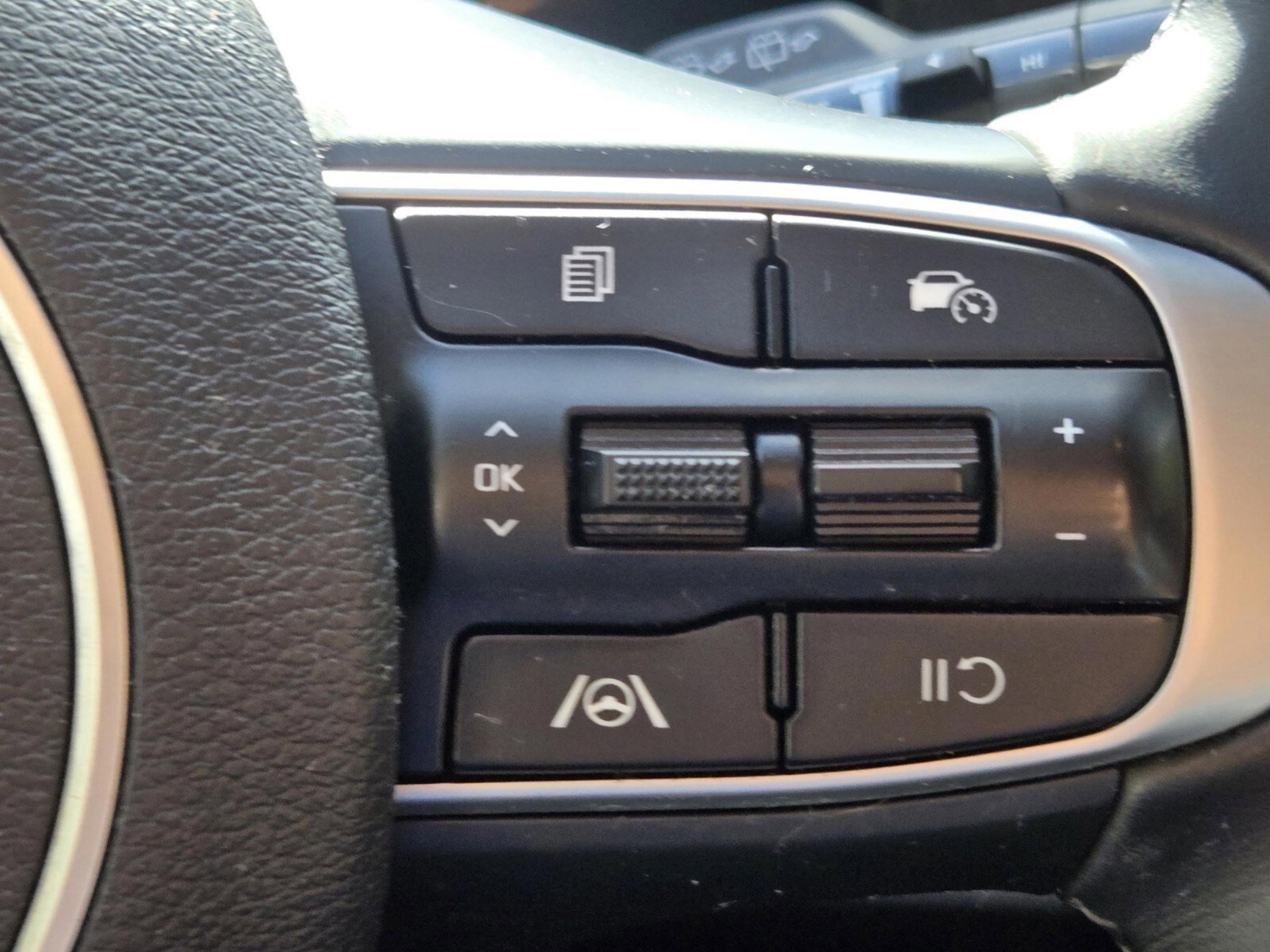 Used 2023 Kia Sportage EX FWD image 20
