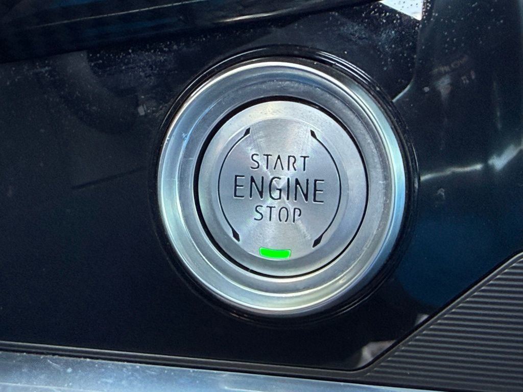 Used 2022 Chevrolet Corvette Stingray Premium Conv w/ Z51 Performance Package image 30