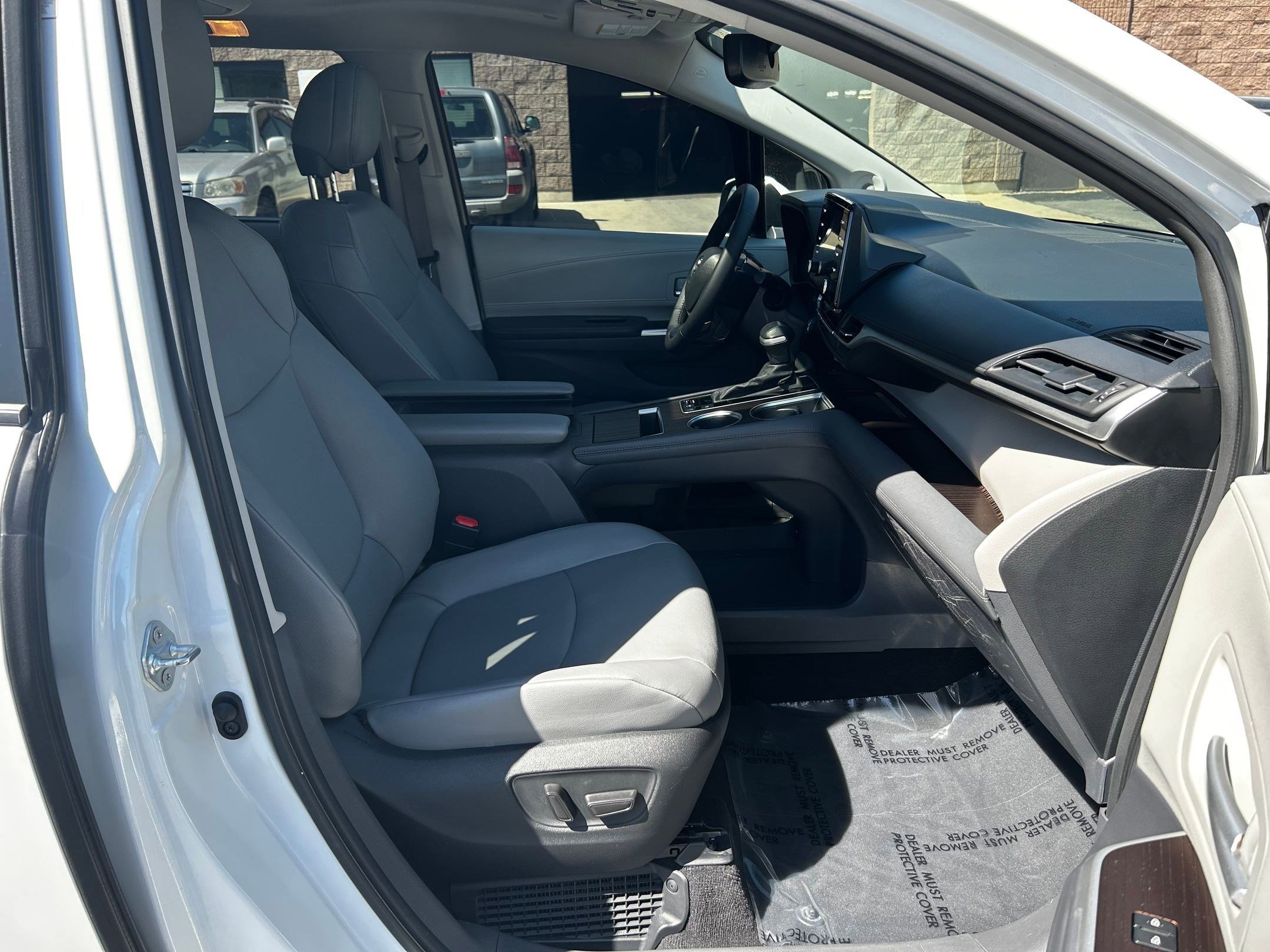 Certified 2023 Toyota Sienna XLE w/ XLE Plus Package image 31