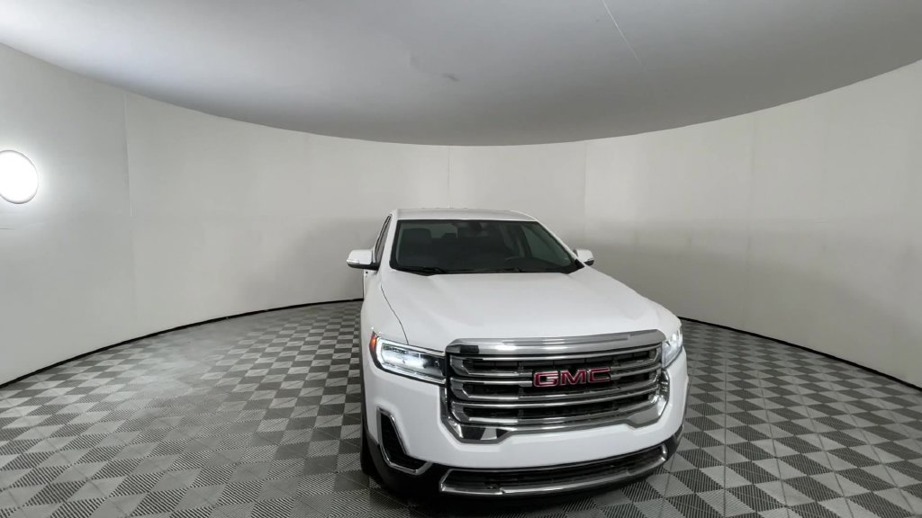 Used 2021 GMC Acadia SLE FWD image 3