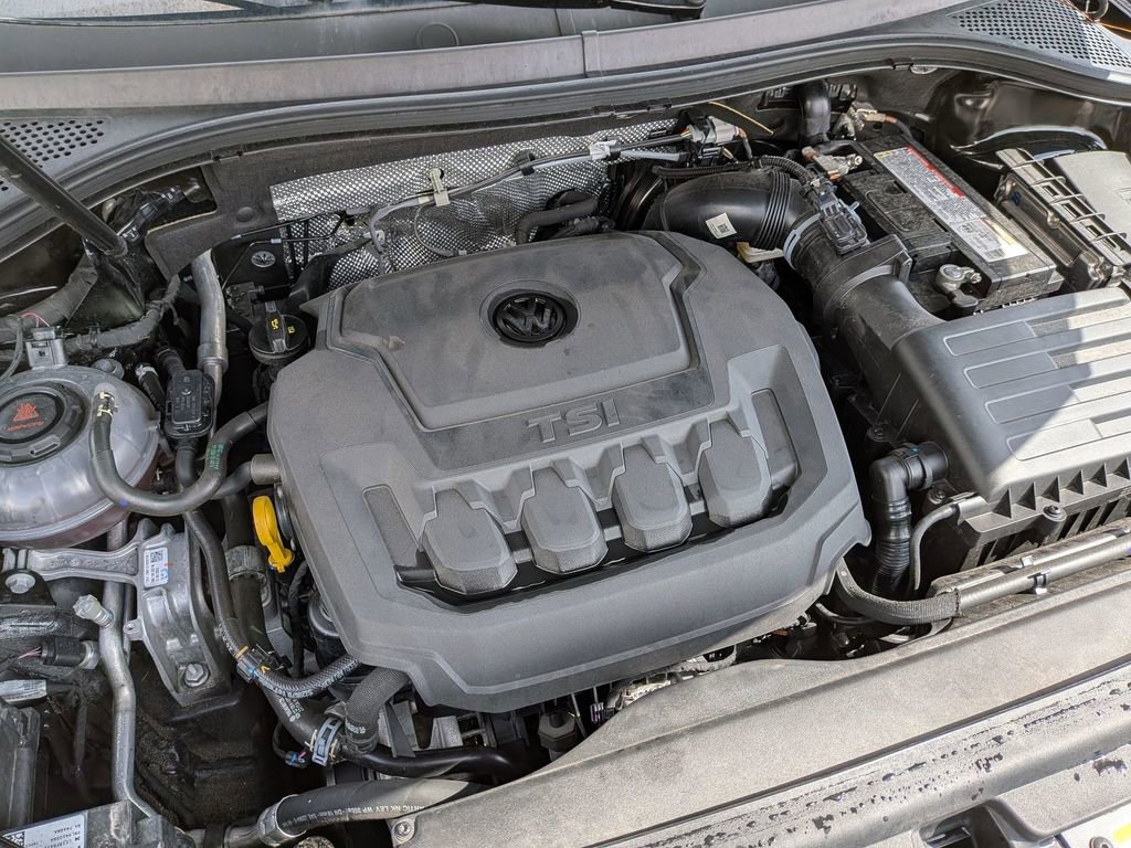 Used 2024 Volkswagen Tiguan Wolfsburg Edition image 12