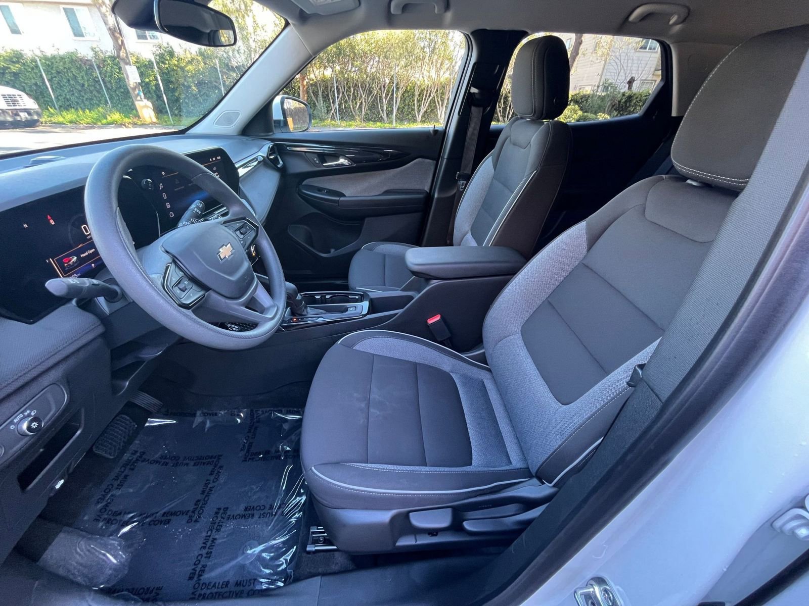 Used 2025 Chevrolet TrailBlazer LT image 24