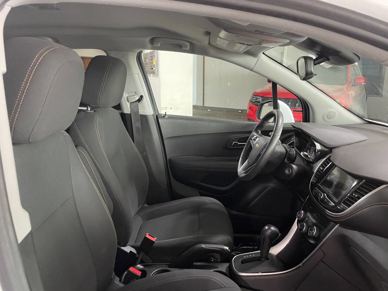 Used 2019 Chevrolet Trax LS w/ Tint and Cruise Package image 28