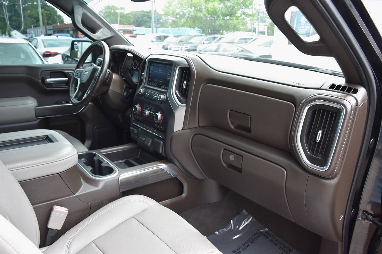 Used 2019 Chevrolet Silverado 1500 LTZ w/ LTZ Convenience Package RWD image 18