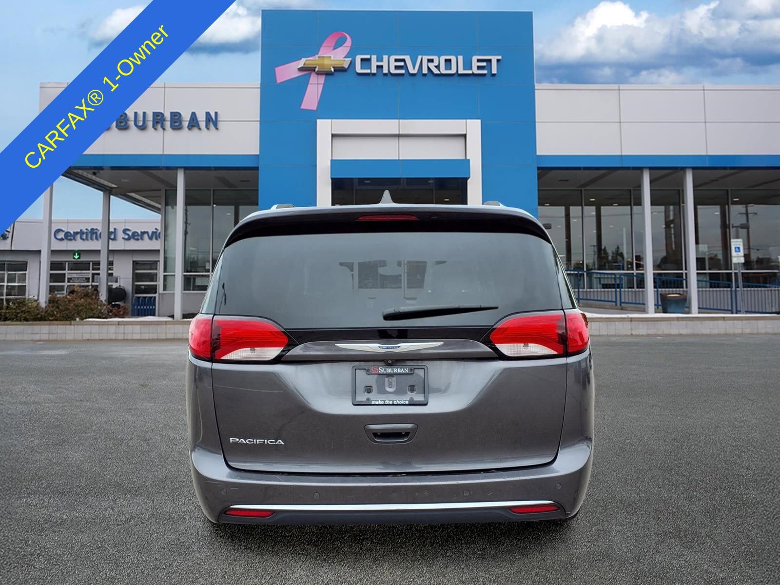 Used 2018 Chrysler Pacifica Touring-L FWD image 7