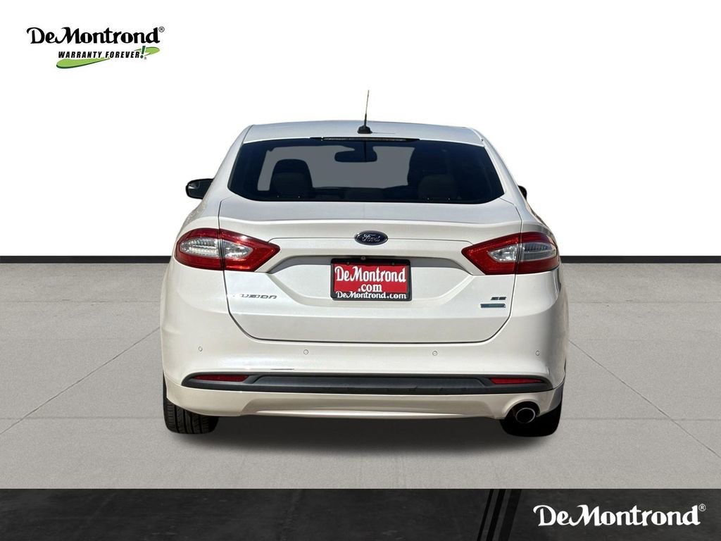 Used 2015 Ford Fusion SE w/ Equipment Group 202A image 6
