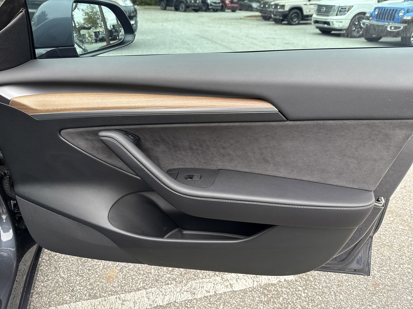 Used 2023 Tesla Model 3 Performance image 31