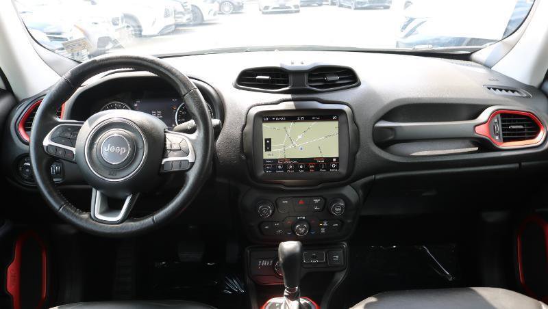 Used 2021 Jeep Renegade Trailhawk AWD/4WD image 25