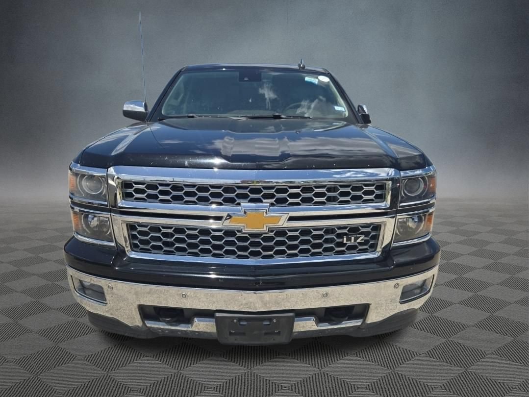 Used 2015 Chevrolet Silverado 1500 LTZ w/ LTZ Plus Package AWD/4WD image 3