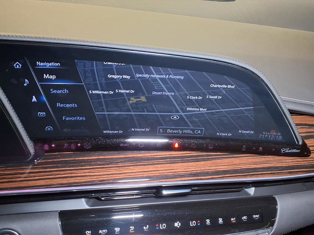 Certified 2024 Cadillac Escalade Premium Luxury w/ Performance Package image 4