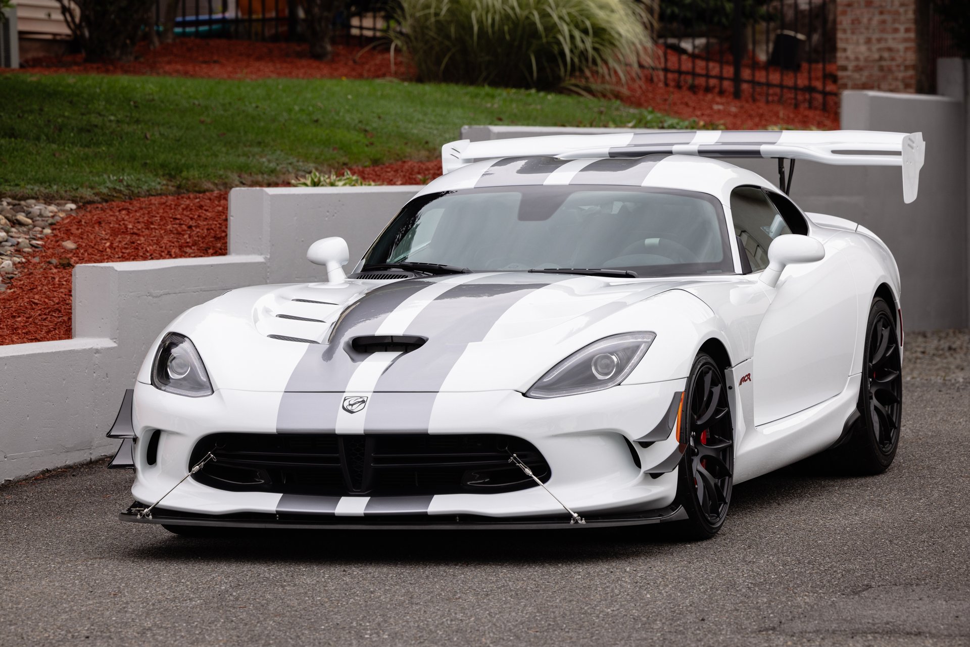 Used 2017 Dodge Viper ACR w/ Extreme Aero Package RWD image 14