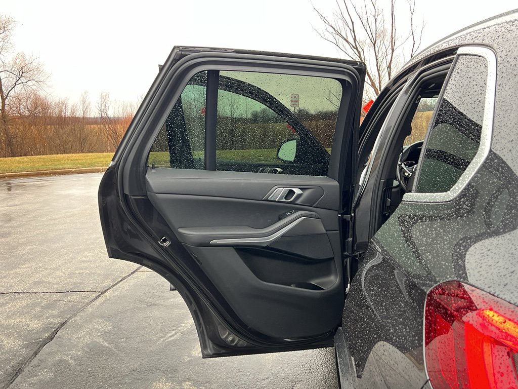 Used 2021 BMW X5 xDrive40i w/ Convenience Package image 35