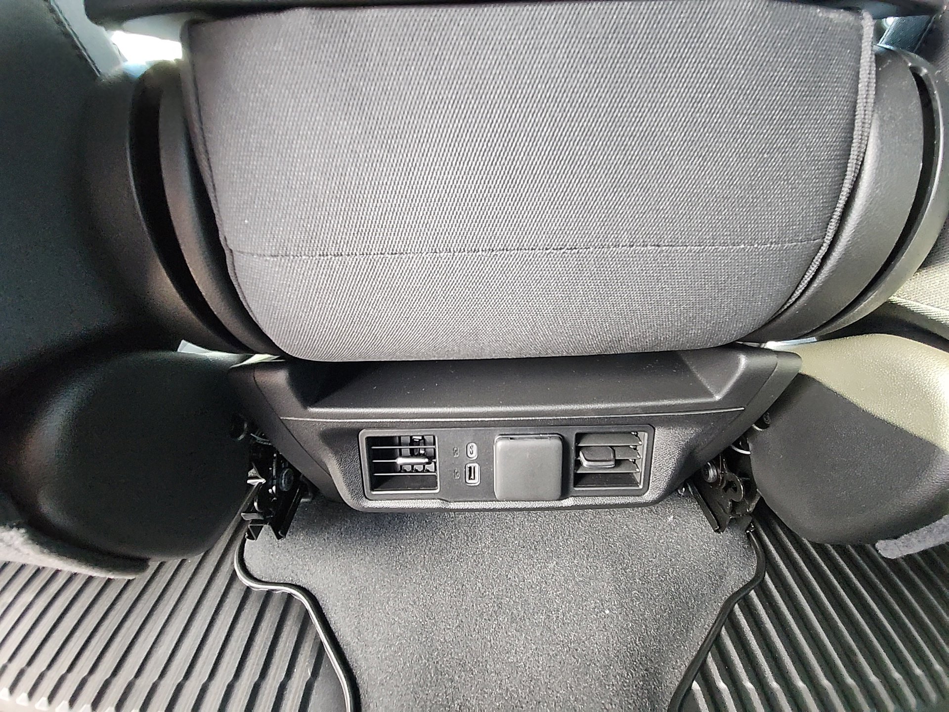 New 2026 GMC Sierra 2500 SLE image 31