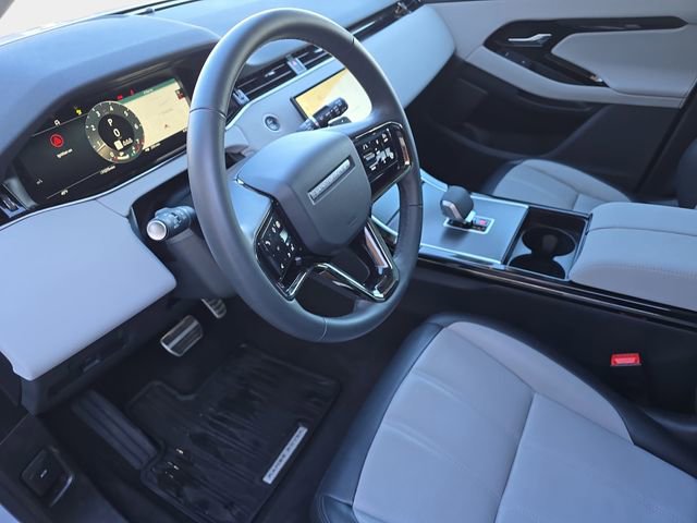 Certified 2025 Land Rover Range Rover Evoque Dynamic SE image 16