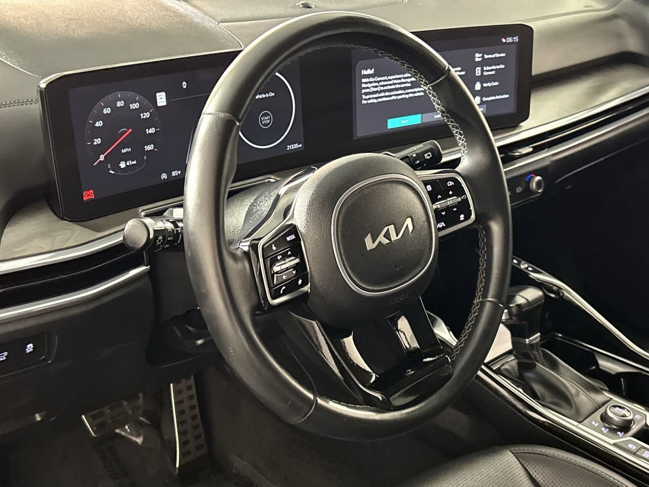 Used 2025 Kia Sorento SX AWD/4WD image 15