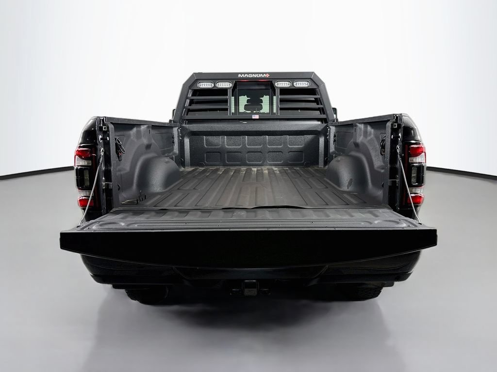 Used 2024 RAM 3500 Laramie AWD/4WD image 29