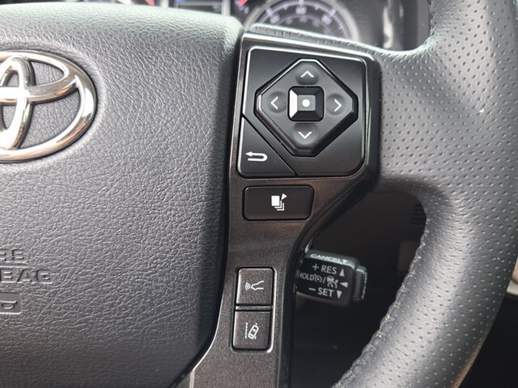 Used 2021 Toyota 4Runner Nightshade AWD/4WD image 28