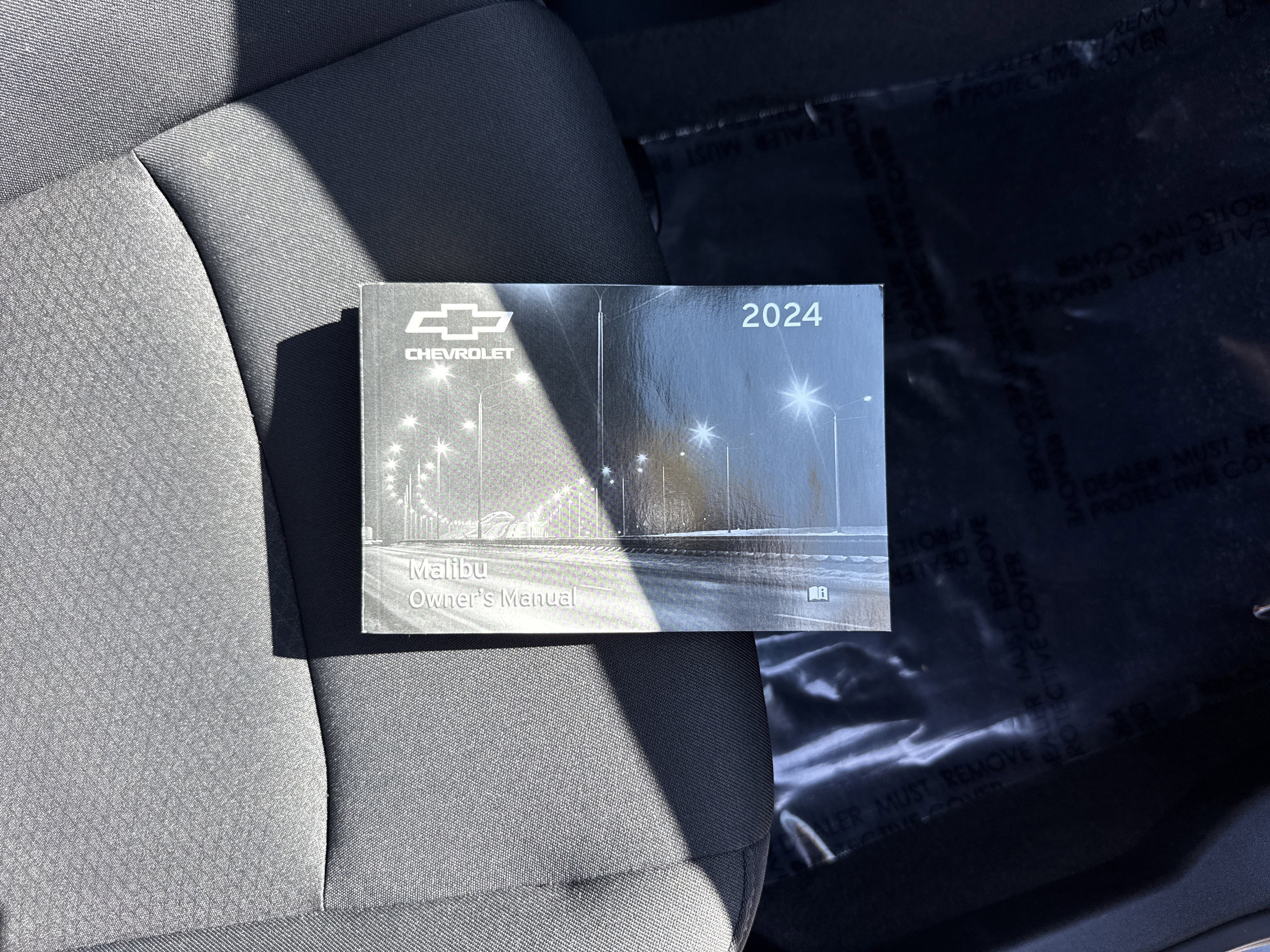 Used 2024 Chevrolet Malibu LT FWD image 37