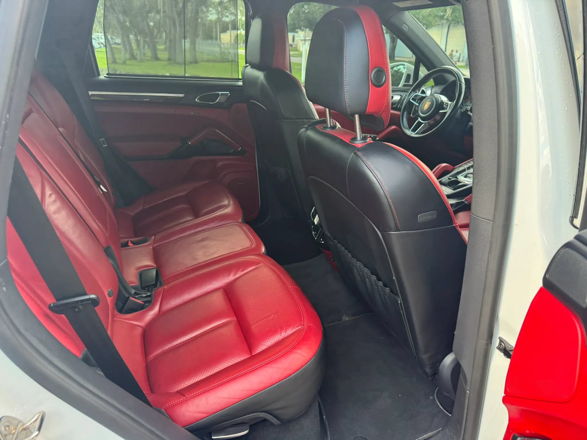 Used 2015 Porsche Cayenne S AWD/4WD image 25