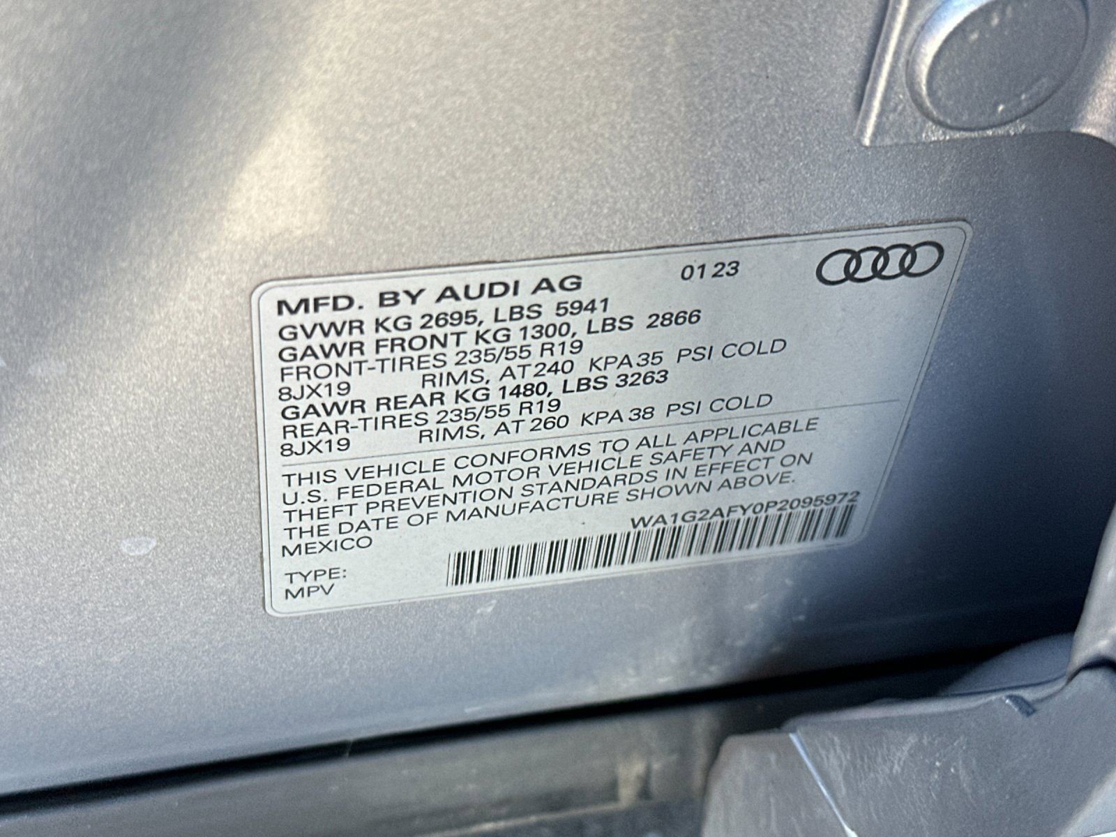 Used 2023 Audi Q5 e Premium AWD/4WD image 34