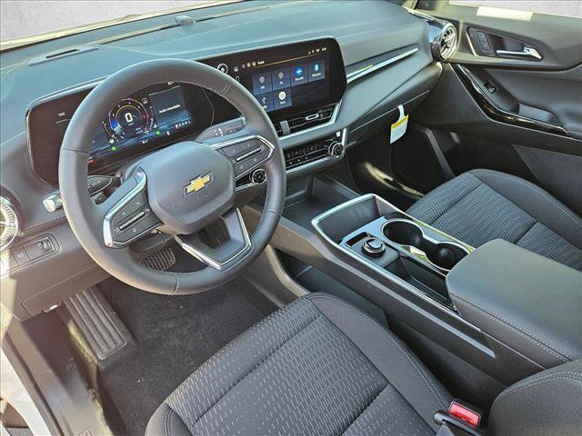 New 2026 Chevrolet Equinox LT w/ Safety and Technology Package FWD image 3