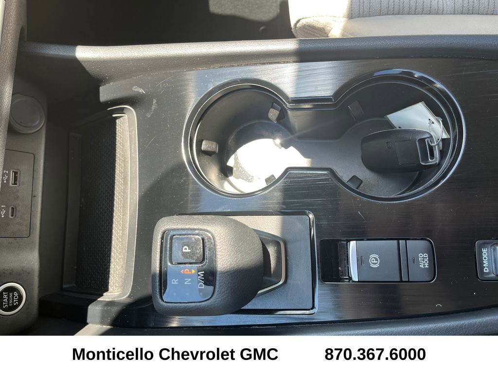 Used 2023 Nissan Rogue SV FWD image 20