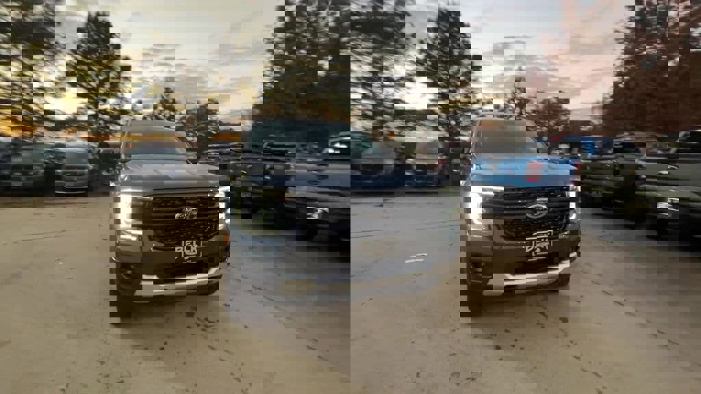 New 2025 Ford Ranger XLT w/ Equipment Group 301A High image 9