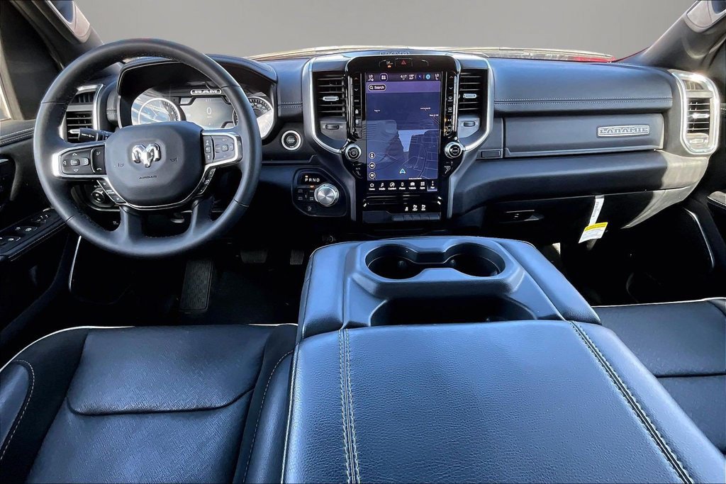 Used 2025 RAM 1500 Laramie AWD/4WD image 7
