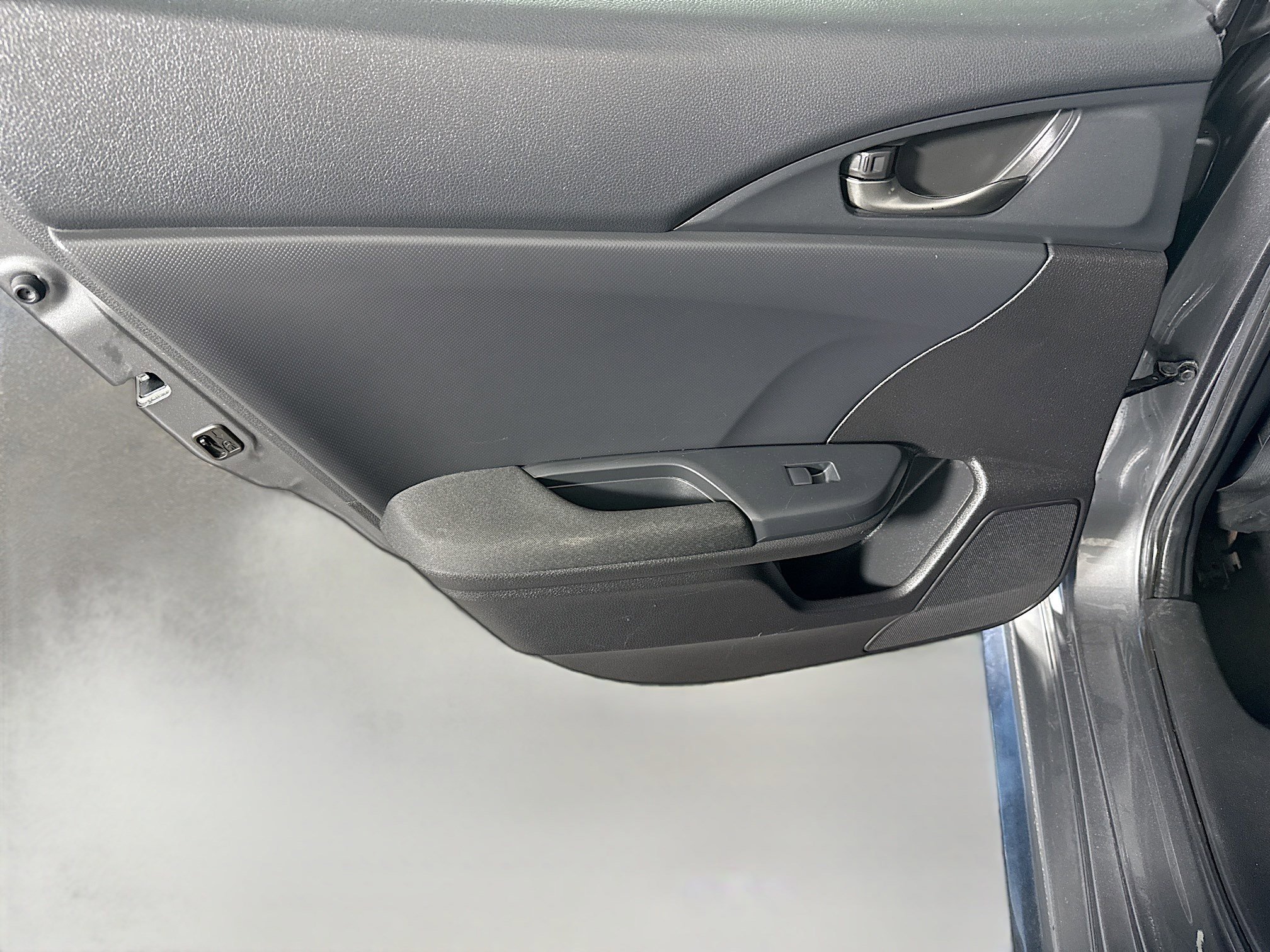 Used 2018 Honda Civic Sport image 25