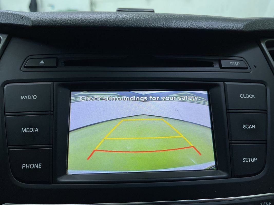 Used 2017 Hyundai Santa Fe Sport image 22