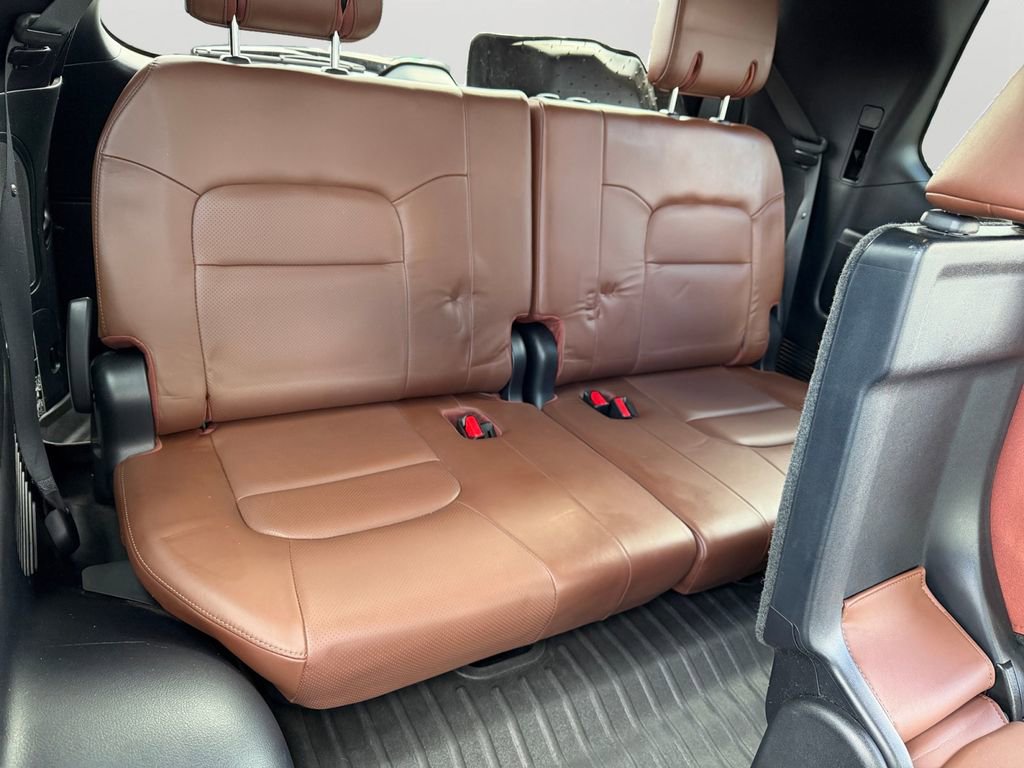 Used 2021 Toyota Land Cruiser image 10