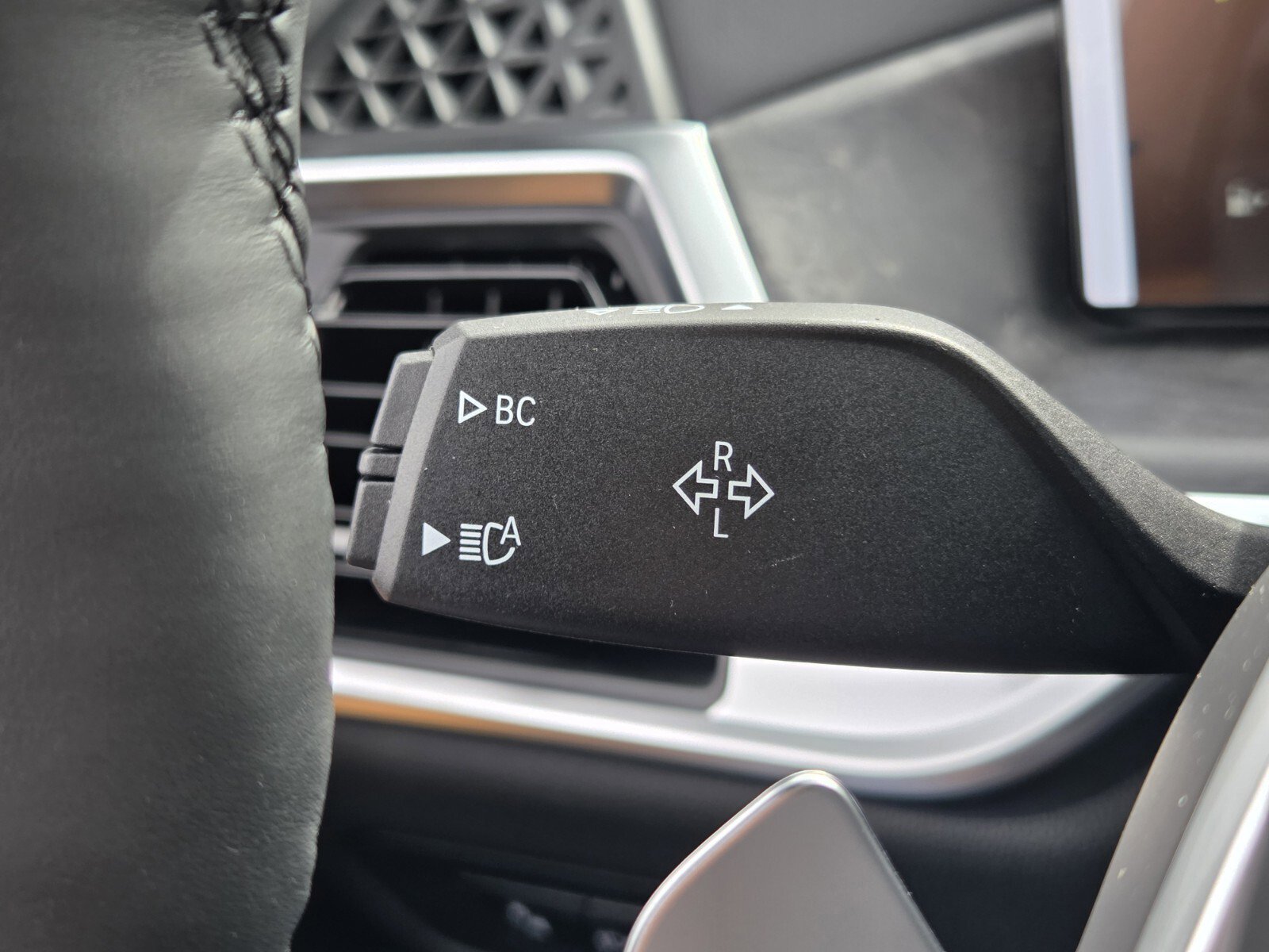 New 2026 BMW X5 xDrive40i image 30