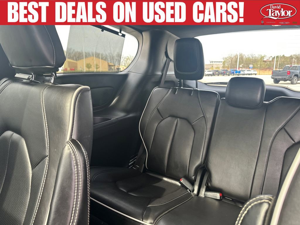 Used 2025 Chrysler Pacifica Limited FWD image 22