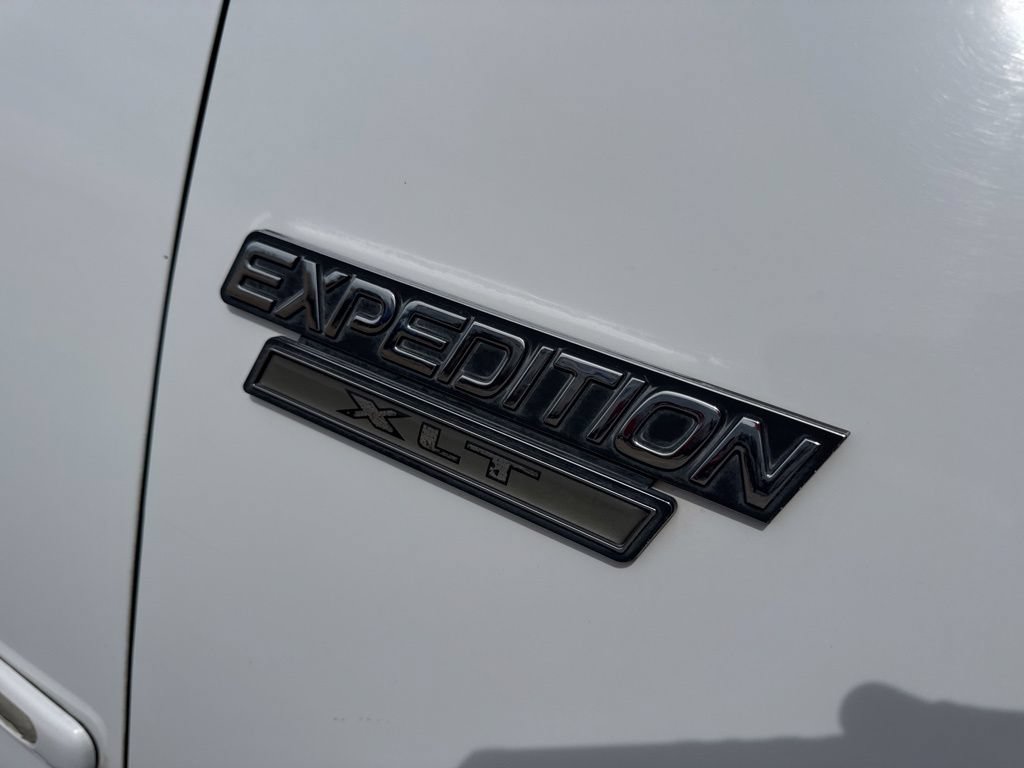 Used 1998 Ford Expedition XLT RWD image 8