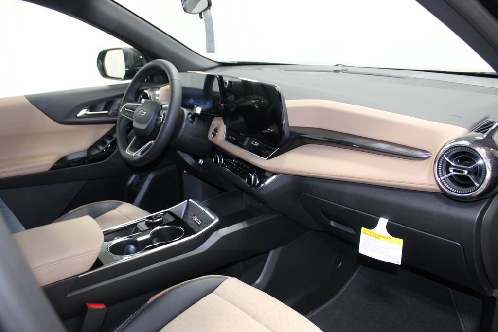 New 2026 Chevrolet Equinox ACTIV w/ Convenience Package III image 22