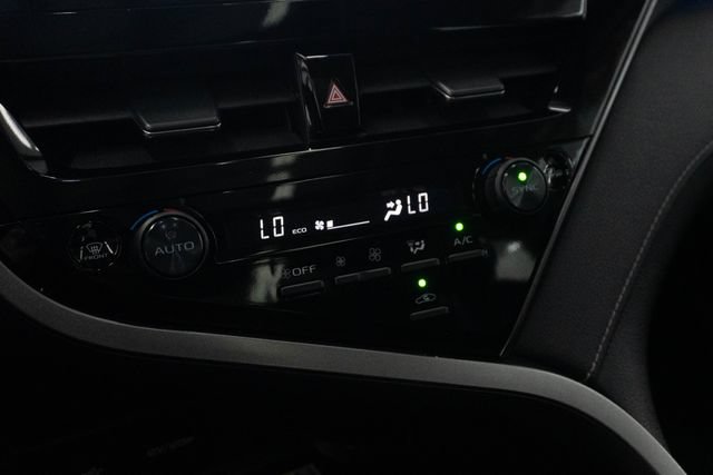 Used 2022 Toyota Camry XSE w/ Navigation Package FWD image 8